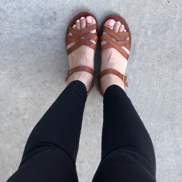 Steve Madden sandals - Picture 3 of 3